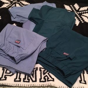 2 Scrub set (xs) Cherokee
